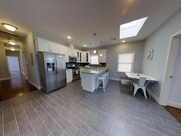 7 Nelson Ave #2 — Photo 3