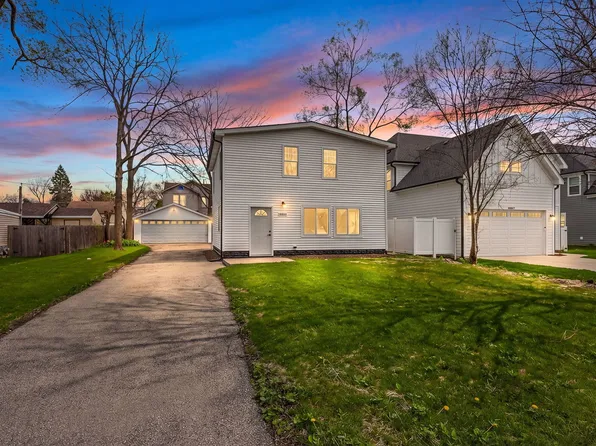 1N335 Purnell St, Wheaton, IL 60188