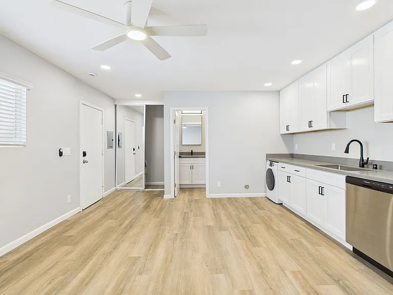 Emerald Beach House — Photo 10