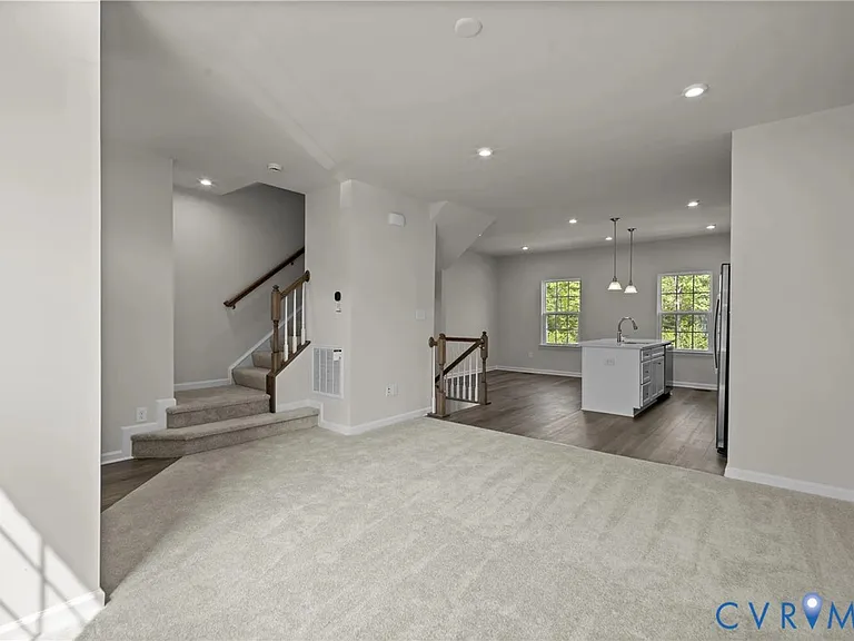 3113 Perdue Springs Dr — Photo 3