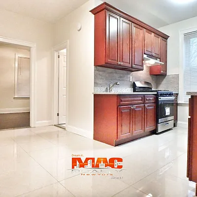 Rented by MAC Realty NY | media 4