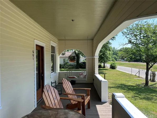 601 Frisco St, Steelville, MO 65565