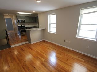 751 S 16th St #3, Philadelphia, PA 19146
