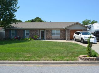 5454 Hunt Club Dr, Virginia Beach, VA 23462