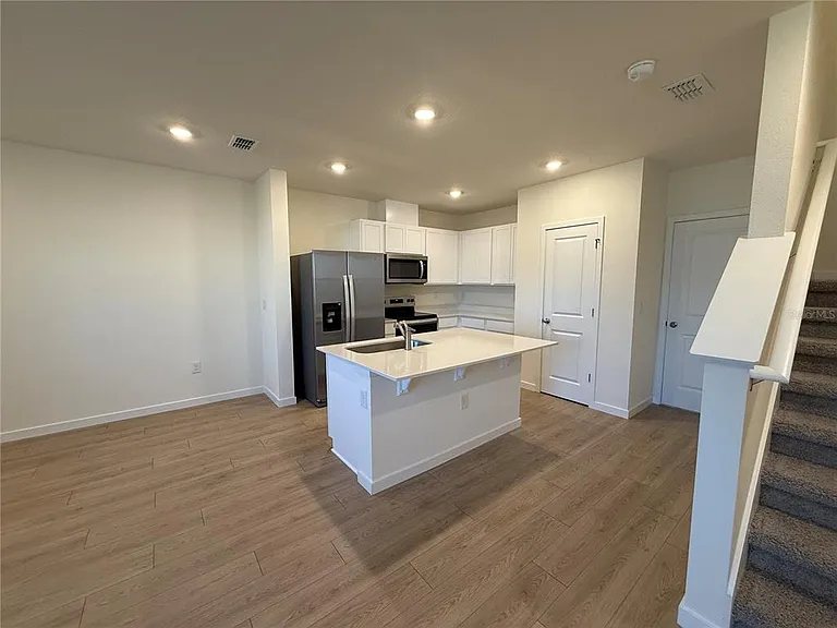 599 Preston Cove Dr — Photo 21