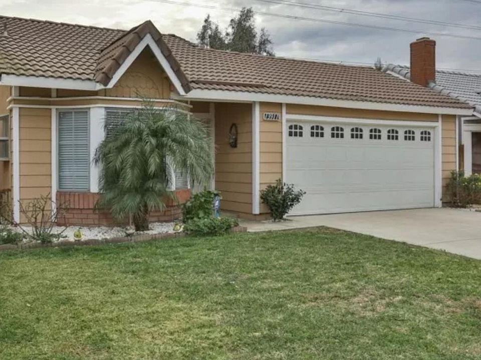 1st image of 13911 Woodland Dr