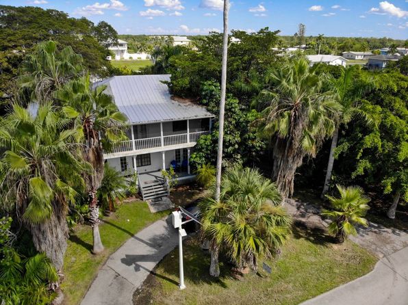 207 Allen Ave, Everglades, FL 34139