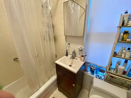 Rented by J PRESTON AND ASSOCIATES INC | media 14