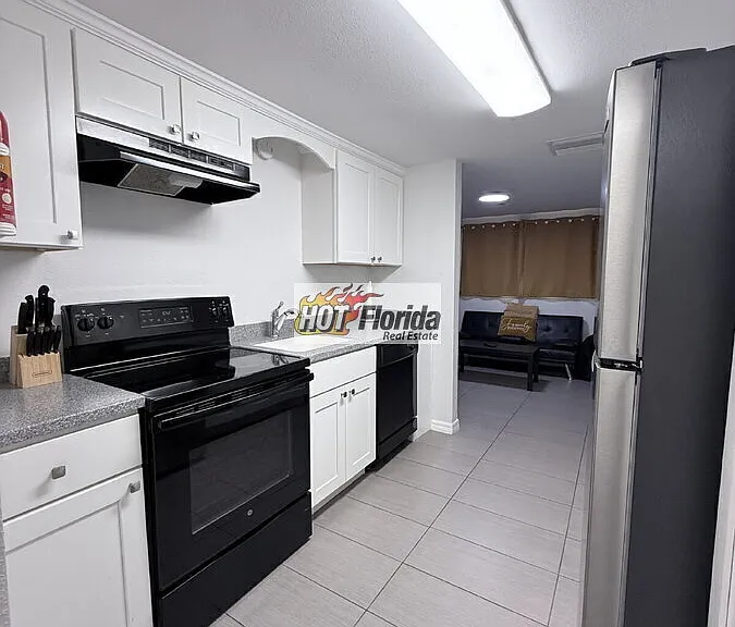 4903 Wales St — Photo 5