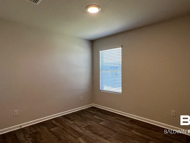 11207 Elemis Dr — Photo 12