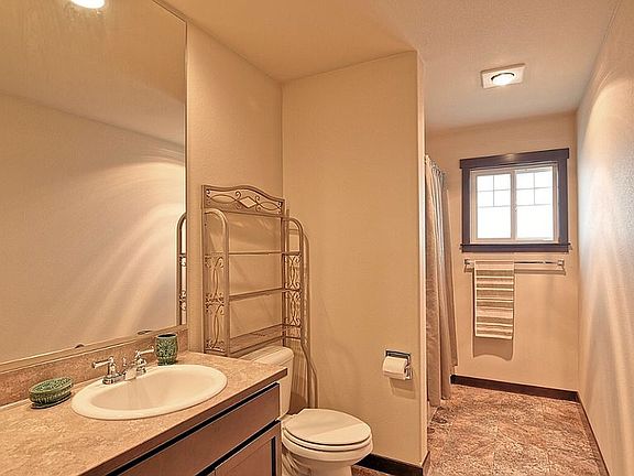 5th image of 28538 75th Dr NW
