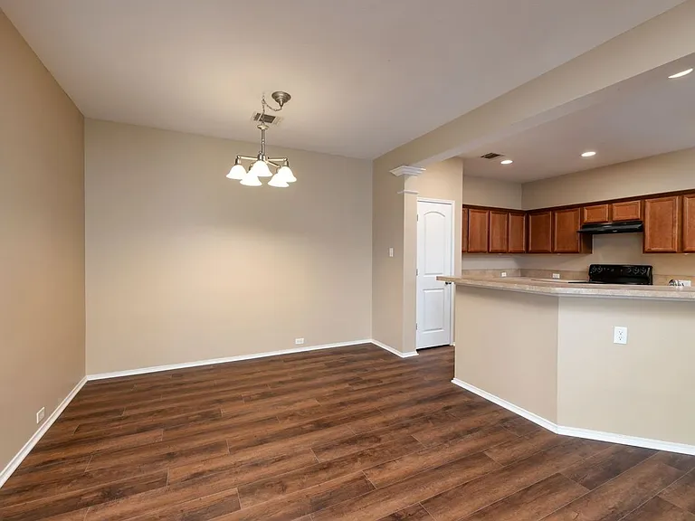2510 Sedona St — Photo 40