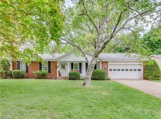 435 Green Meadow Dr, Tallmadge, OH