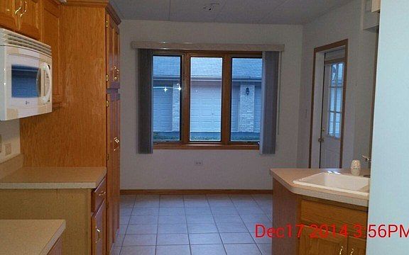 2nd image of 5117 W 139th Pl #504