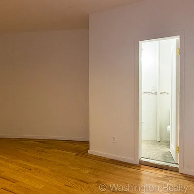 Sold by Washington Realty Corp. | media 16