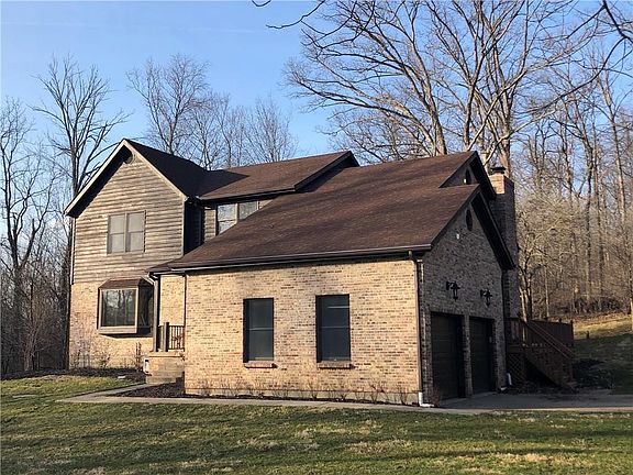 3rd image of 3999 Briarwood Dr