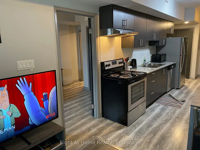 275 Larch St #G310 — Photo 11