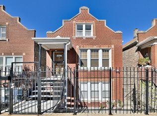 2140 W 23rd St, Chicago, IL 60608