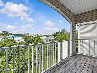 136 Mill Pond Way — Photo 15