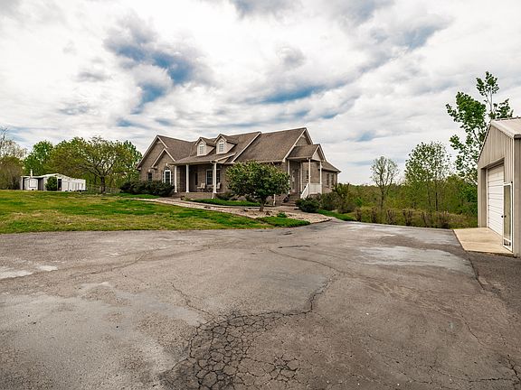 15th image of 1103 Johnny Spears Rd