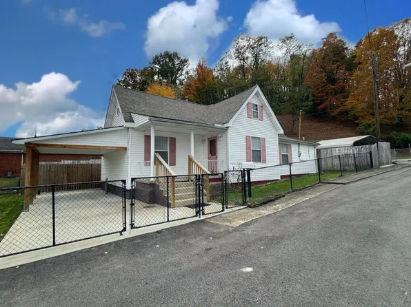 309 Dinkle Dell St, Catlettsburg, KY 41129