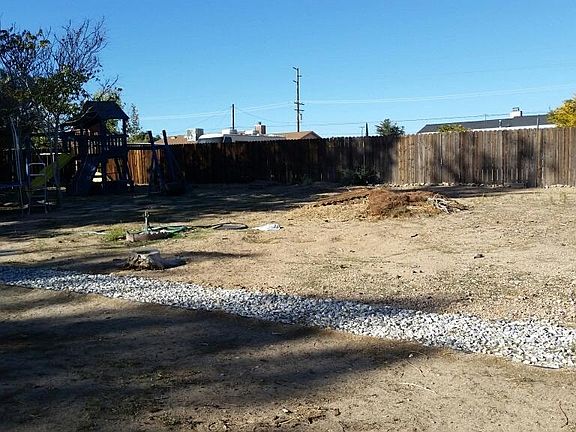4th image of 19114 Madrone St