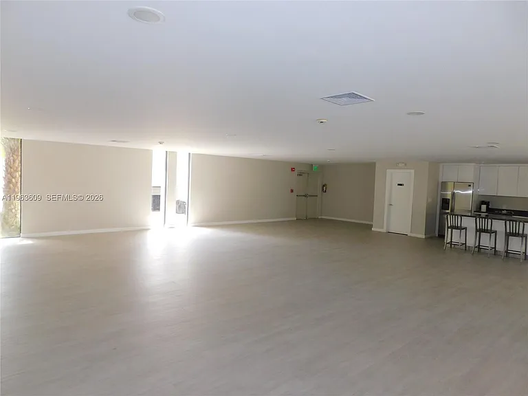 8025 SW 107th Ave #321 — Photo 19