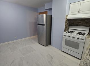 8030 N Knox Ave #2W, Chicago, IL 60652