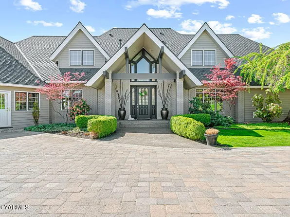 526 Aeroview, Yakima, WA 98908