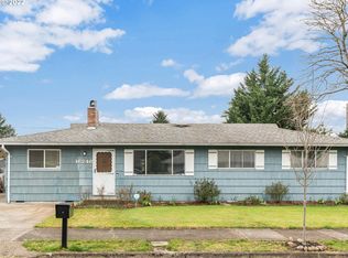 16246 SE Salmon St, Portland, OR 97233
