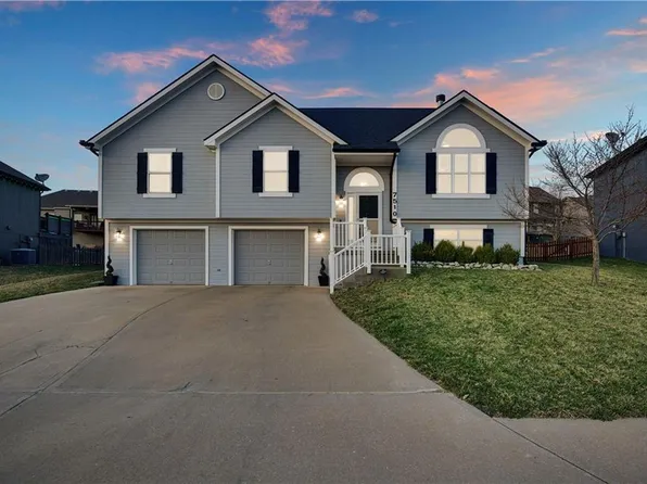 7510 NE 109th St, Kansas City, MO 64157