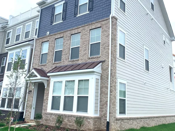 (undisclosed Address), Dumfries, VA 22026