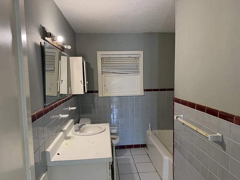 302 Harris Blvd — Photo 10