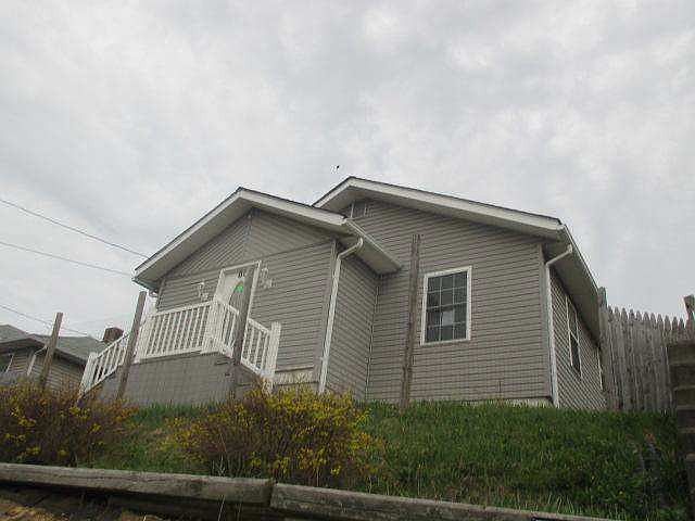 1st image of 80 N Pembroke Ave