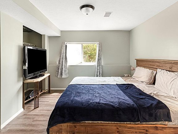 5th image of 8860 Timber Ln