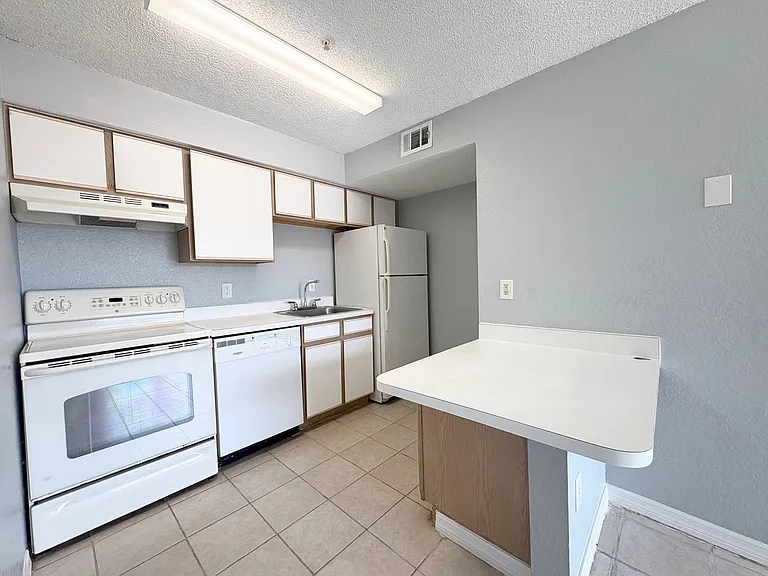 2216 Grand Cayman Ct #1436 — Photo 4