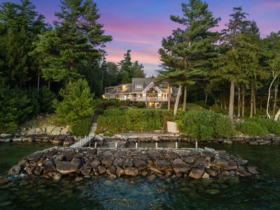 20 Elm Point, Mirror Lake, NH, 03853