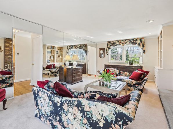 359 E Central Avenue, Pearl River, NY 10965