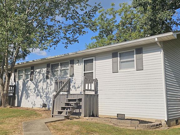 5th image of 1801 Ridgewood Dr