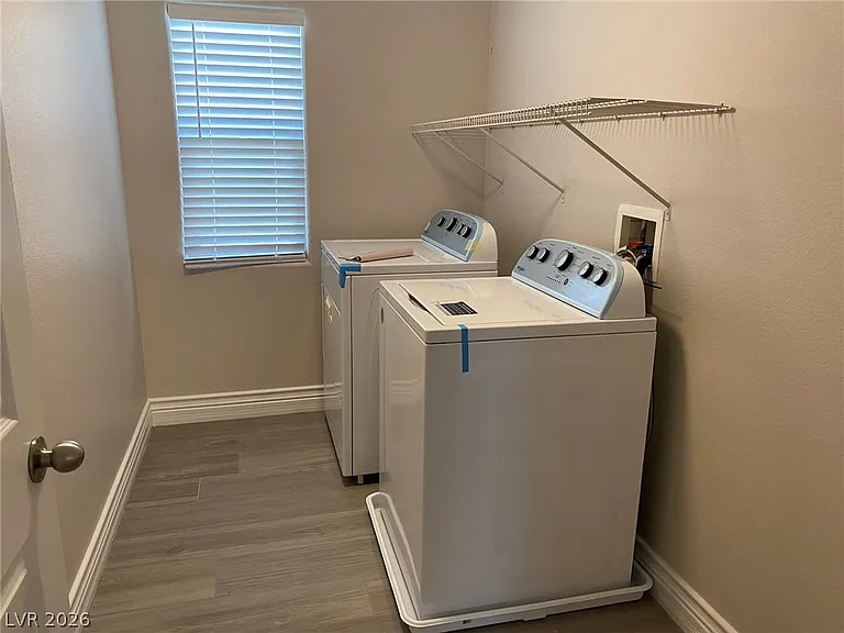 471 Center Green Dr — Photo 17
