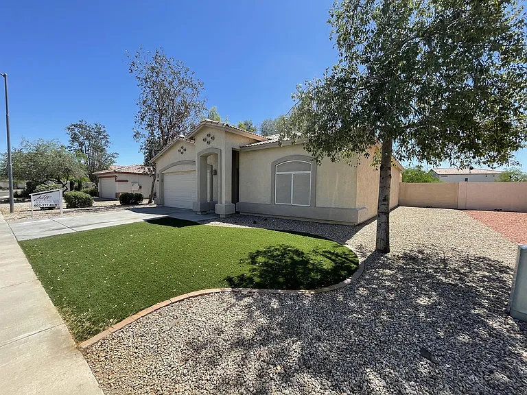 8565 W Tuckey Ln — Photo 24