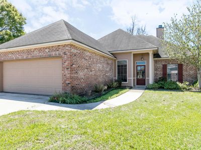 103 Elise Dr, Youngsville, LA, 70592