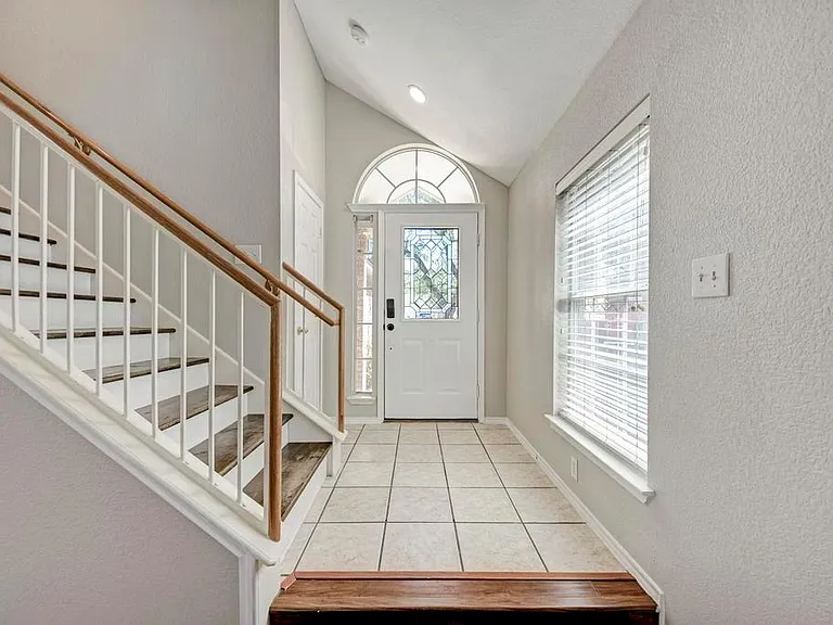 14428 Lilley Brook Cv — Photo 5