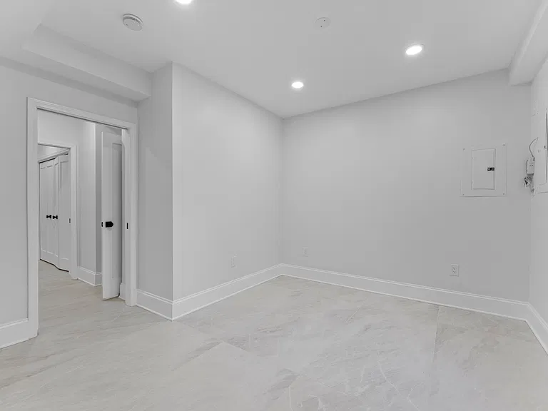 3501 W Ox Rd — Photo 19