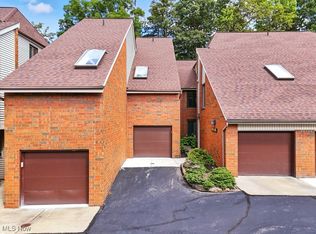 4695 Mayfield Rd APT A, Cleveland, OH 44121