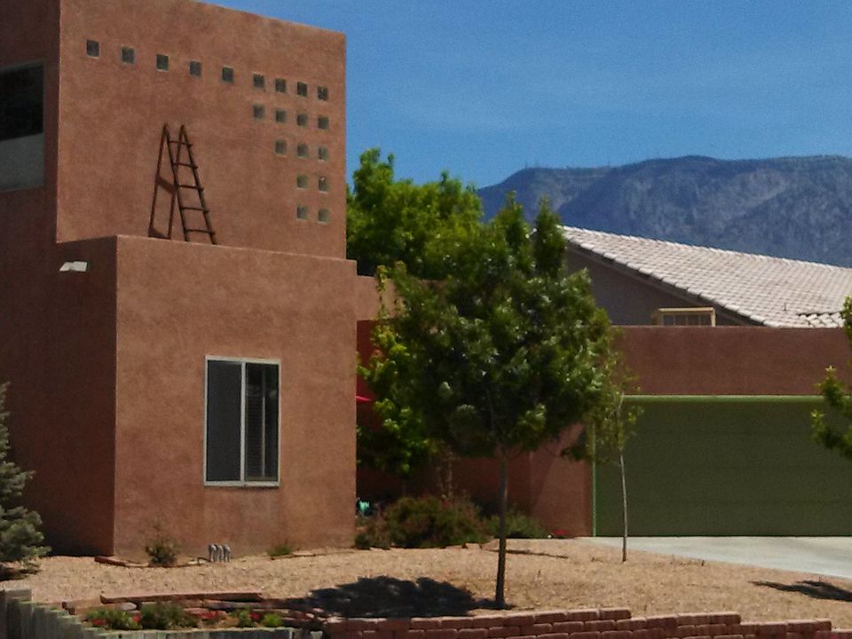 (Add Caption)Beautiful Home near Tanoan Country Club