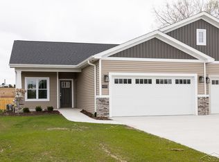 4171 Woodburn Ct, Saginaw, MI 48603