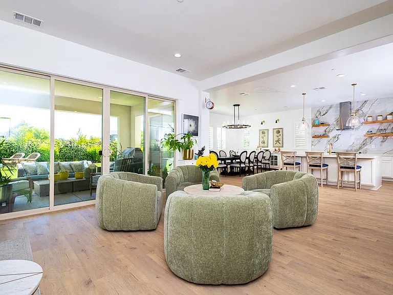 717 Wyeth Ct — Photo 6