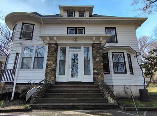 150 Douglas Rd, Staten Island, NY