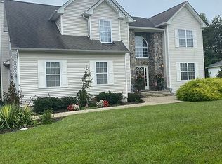 42 Woodview Dr, Howell, NJ 07731